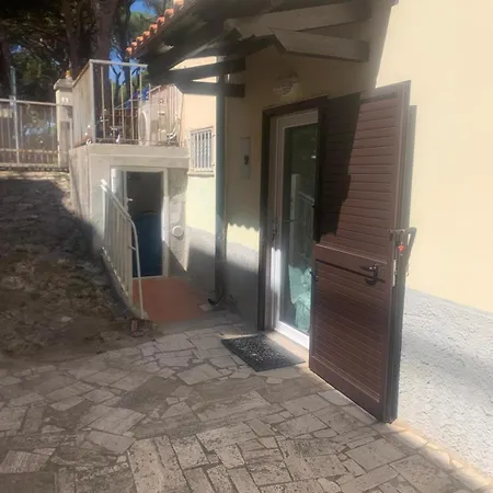 Monolocale Frontemare Follonica